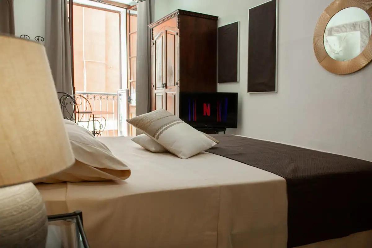 Castello'S Rooms Cagliari Exterior photo