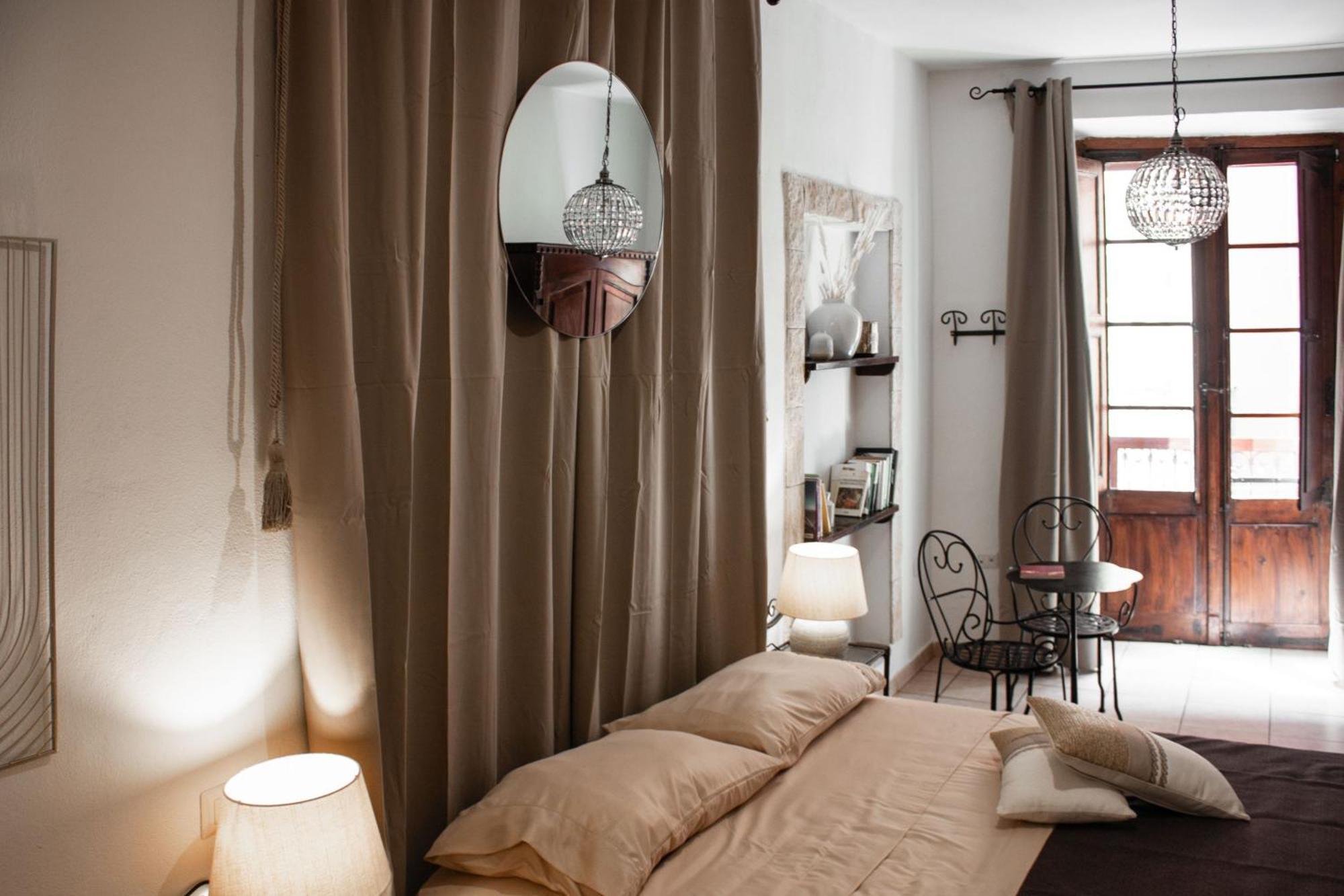 Castello'S Rooms Cagliari Exterior photo